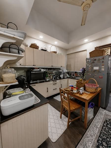 Rumah Teres 2-Tingkat untuk Dijual di Bukit Jelutong (Shah Alam) - Lester Lee - Kitchen - PropertyGuru.com.my