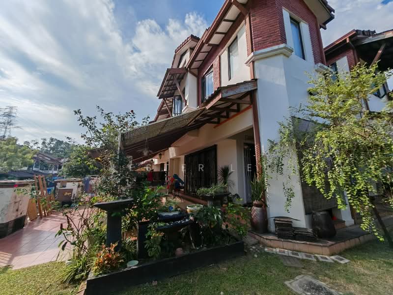 Rumah Teres 2-Tingkat untuk Dijual di Bukit Jelutong (Shah Alam) - Lester Lee - Exterior - PropertyGuru.com.my