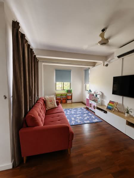 Rumah Teres 2-Tingkat untuk Dijual di Bukit Jelutong (Shah Alam) - Lester Lee - Living Room - PropertyGuru.com.my