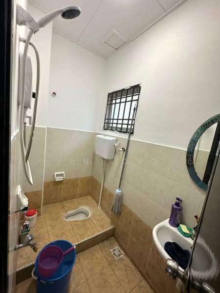 2-storey Terraced House for Rent in Austin (Johor Bahru) - Jun Song - Bathroom - PropertyGuru.com.my