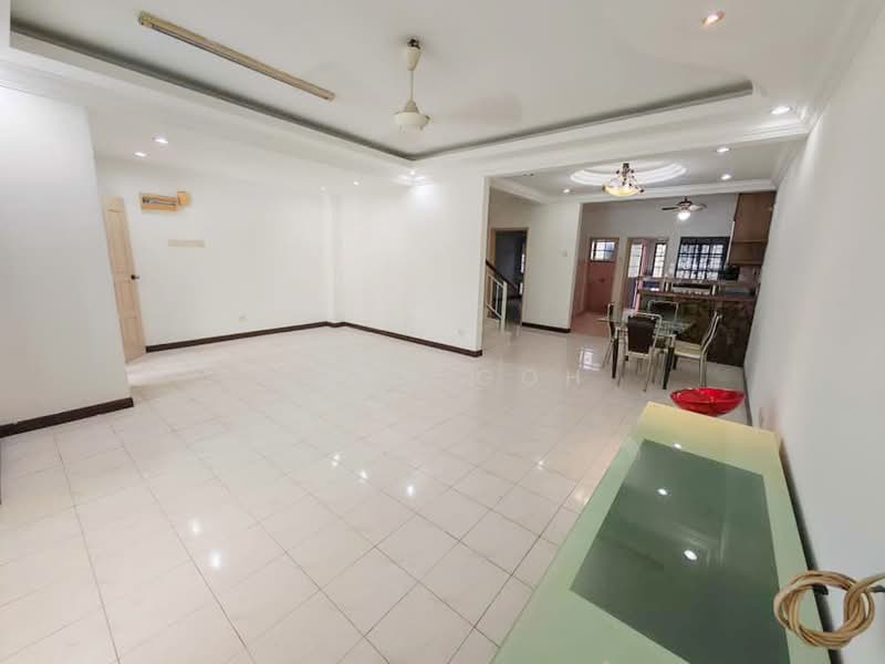 BP11 untuk Untuk Dijual - RM 699,000, Mac 2026 - Living Room - PropertyGuru.com.my