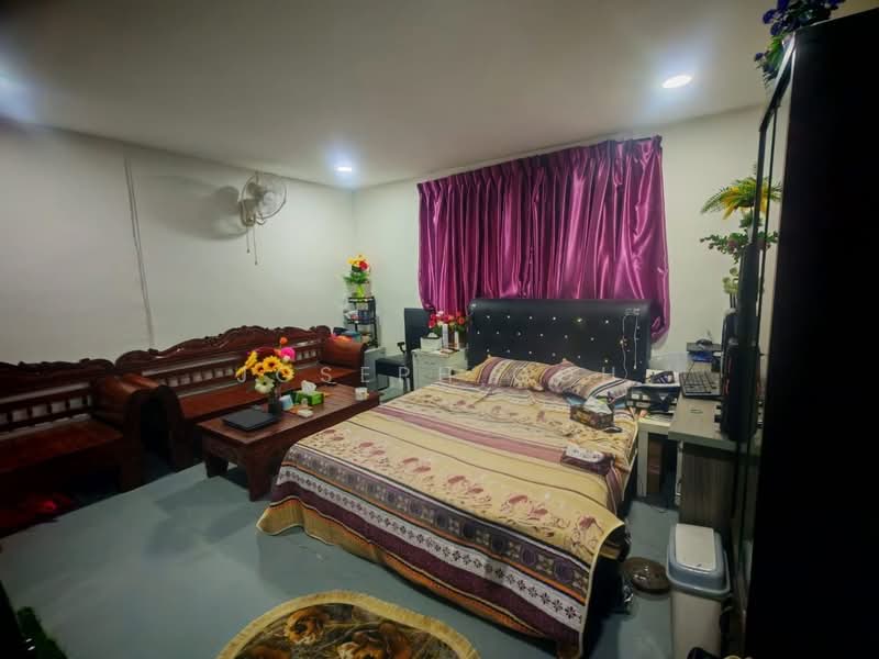2-storey Terraced House for Sale in Taman Johor Jaya (Johor Bahru) - Joseph Goh - Bedroom - PropertyGuru.com.my