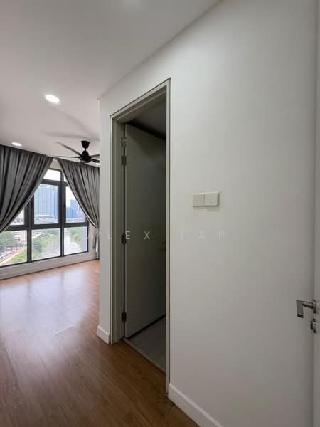 Vivo Residential Suites untuk Untuk Dijual - RM 490,000, Mac 2026 - Living Room - PropertyGuru.com.my