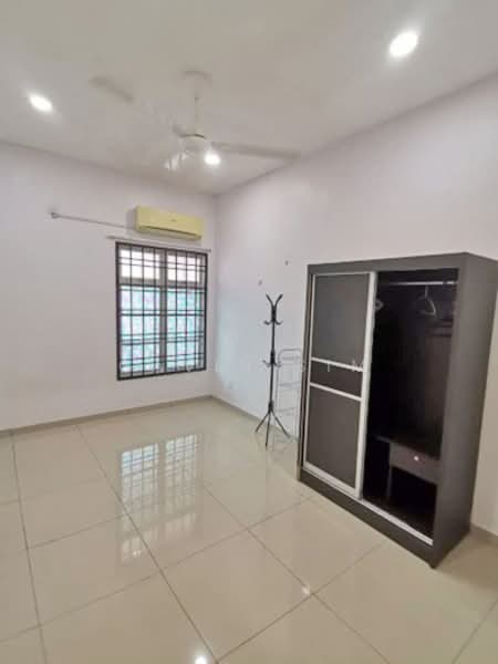 1-storey Terraced House for Rent in Taman Skudai Indah (Skudai) - Cavin Sim - Bedroom - PropertyGuru.com.my