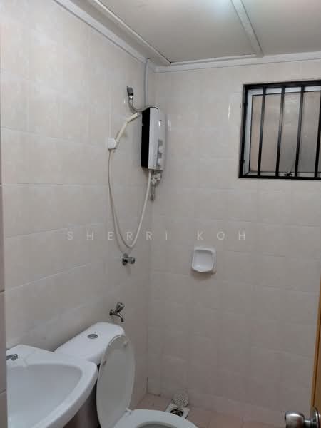 Condominium for Sale at D'aman Crimson - Sherri Koh - Bathroom - PropertyGuru.com.my