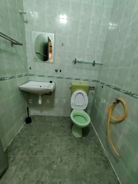 Rumah Teres 2 Tingkat untuk Dijual di Taman Sentosa (Klang) - Cassey Lim - Bathroom - PropertyGuru.com.my