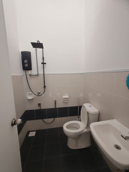 1-storey Terraced House for Sale in Johor Bahru (Johor) - Joseph Goh - Bathroom - PropertyGuru.com.my