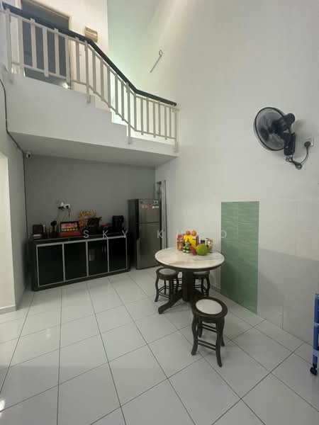 1.5-storey Terraced House for Sale in Bukit Indah (Iskandar Puteri (Nusajaya)) - Sky Khoo - Kitchen - PropertyGuru.com.my