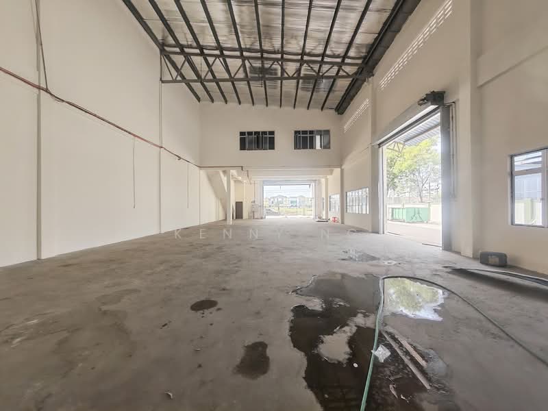 Factory for Rent in Kampung Bukit Kemuning (Shah Alam) - Kenny Ng - Interior - PropertyGuru.com.my