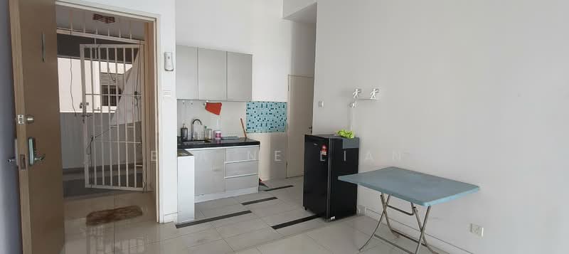 Service Residence for Rent at Skypod Residence - Elaine Lian - Kitchen - PropertyGuru.com.my
