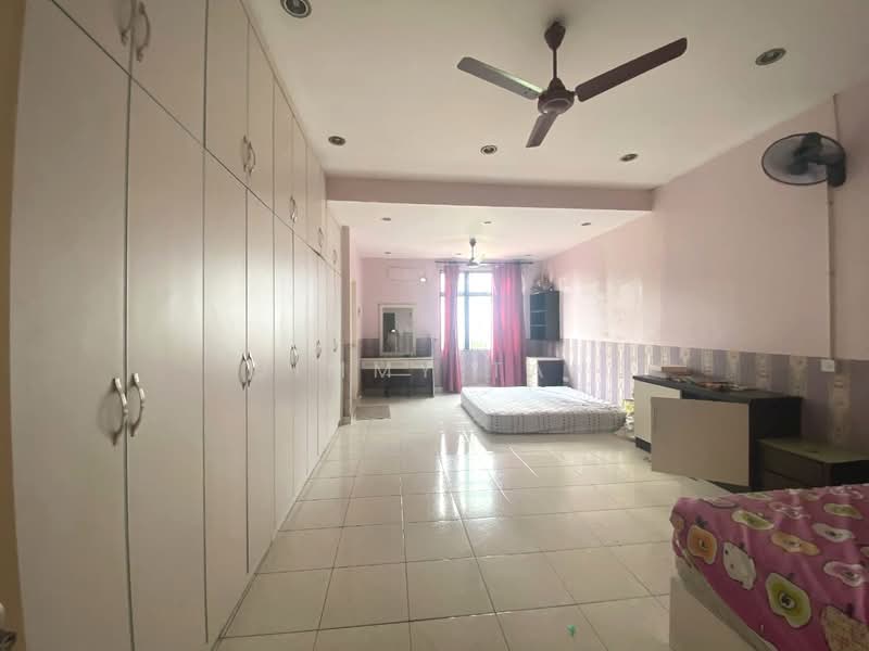 Semi-Detached House for Sale in Bandar Bukit Tinggi 2 (Klang) - Jimmy Tan - Bedroom - PropertyGuru.com.my