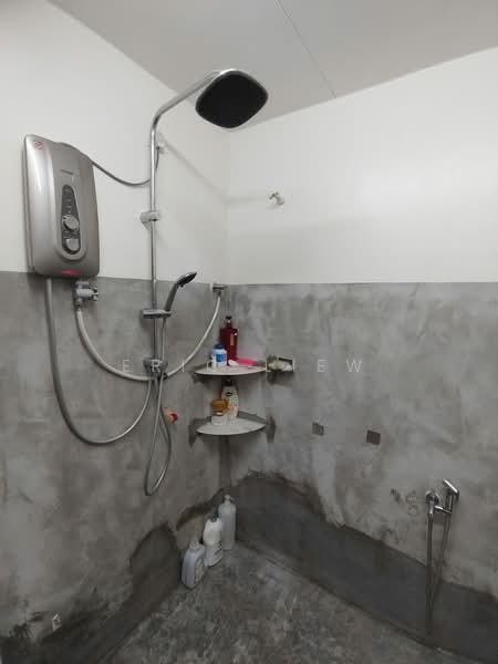 2 Storey House Bandar Damai Perdana untuk Untuk Disewa - RM 2,500 /bulan, Mac 2026 - Bathroom - PropertyGuru.com.my
