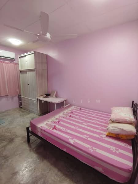 2 Storey House Bandar Damai Perdana untuk Untuk Disewa - RM 2,500 /bulan, Mac 2026 - Bedroom - PropertyGuru.com.my