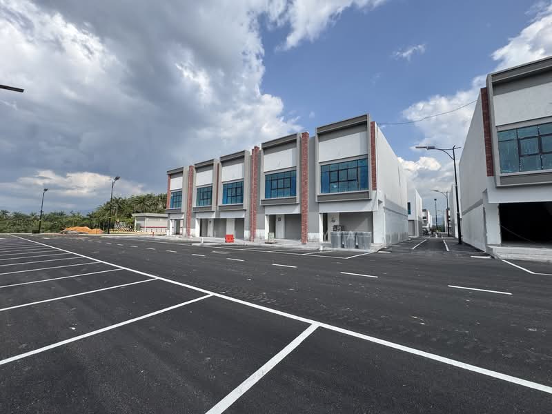 Shop for Rent in Bandar Gamuda Gardens (Rawang) - Daniel Yap - Exterior - PropertyGuru.com.my