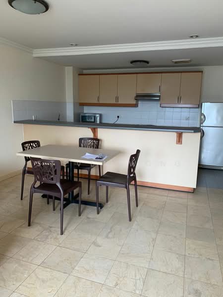 Kondominium untuk Dijual di Impiana On The Waterfront Condominium - Steven Wong - Kitchen - PropertyGuru.com.my