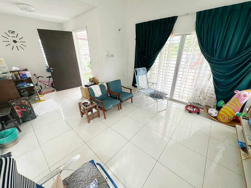 Semi-Detached House for Rent in Kota Emerald (Rawang) - Lucas Loh - Living Room - PropertyGuru.com.my