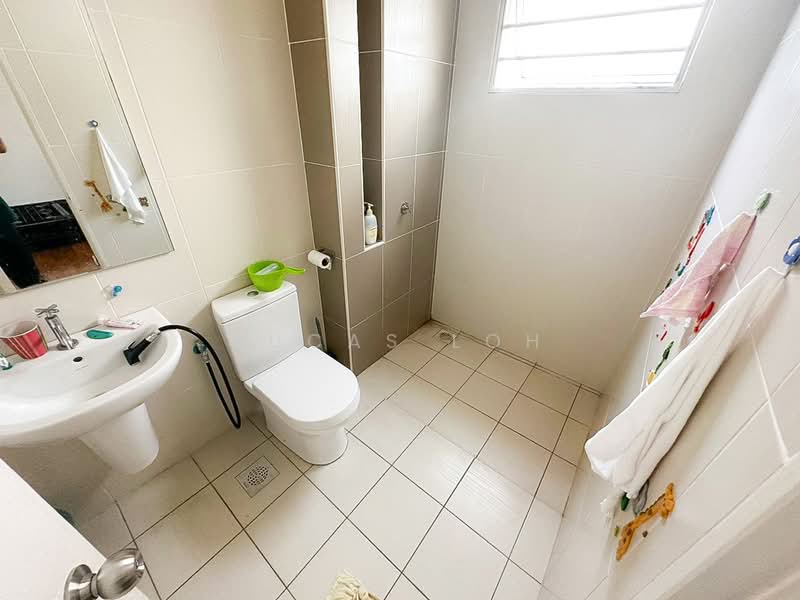 Semi-Detached House for Rent in Kota Emerald (Rawang) - Lucas Loh - Bathroom - PropertyGuru.com.my