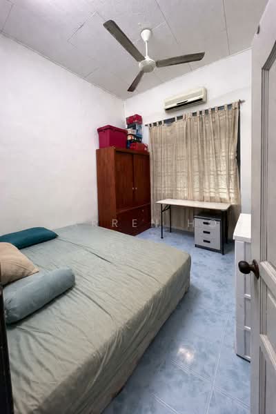 1-storey Terraced House for Sale in Taman Nusa Bestari (Iskandar Puteri (Nusajaya)) - Darren Ho - Bedroom - PropertyGuru.com.my