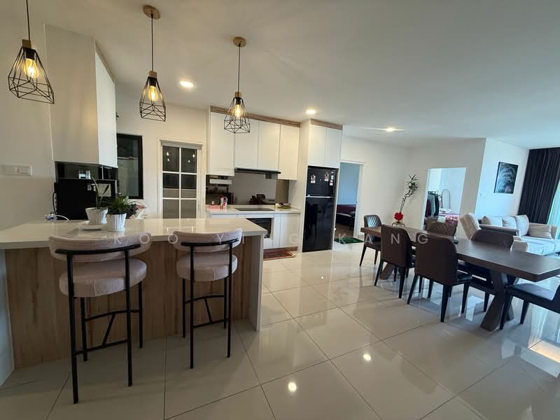 Service Residence for Sale at AraTre' Residences - Koo Ying Kang - Kitchen - PropertyGuru.com.my