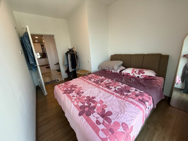 Service Residence for Sale at AraTre' Residences - Koo Ying Kang - Bedroom - PropertyGuru.com.my