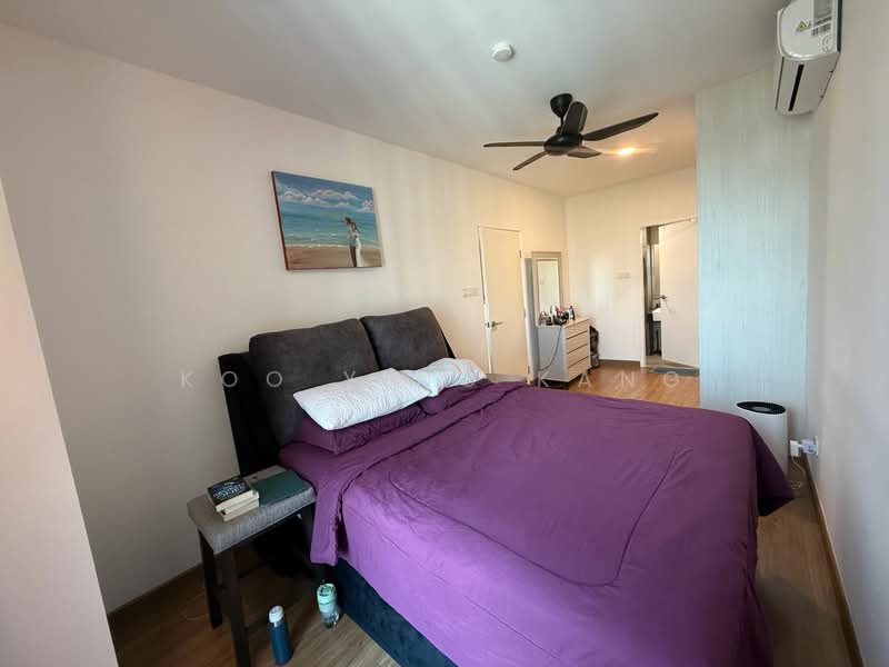 Service Residence for Sale at AraTre' Residences - Koo Ying Kang - Bedroom - PropertyGuru.com.my
