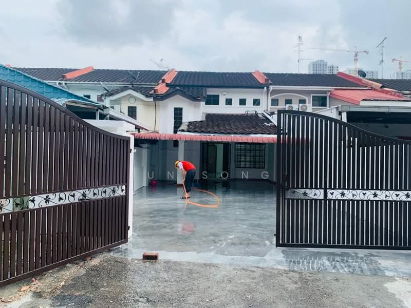 1.5-storey Terraced House for Rent in Bandar Seri Alam (Masai) - Jun Song - PropertyGuru.com.my