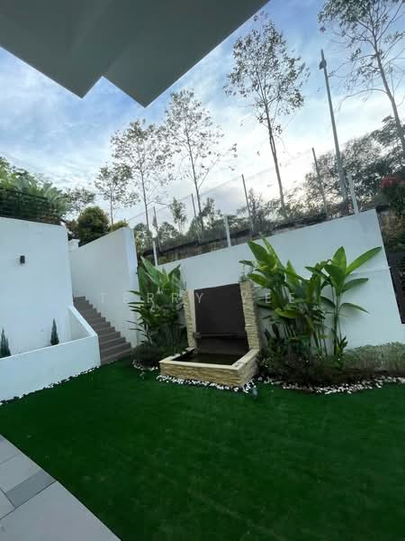 Terraced House for Sale in Bandar Rinching (Semenyih) - Terry Yee - Exterior - PropertyGuru.com.my
