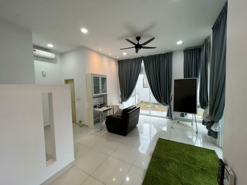 Terraced House for Sale in Bandar Rinching (Semenyih) - Terry Yee - Living Room - PropertyGuru.com.my