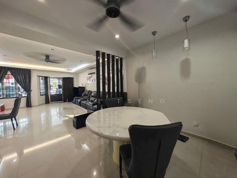 Bandar Baru Permas Jaya untuk Untuk Disewa - RM 3,300 /bulan, Mac 2026 - PropertyGuru.com.my