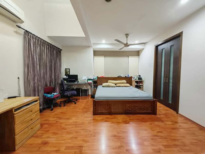 Semi-Detached House for Sale in Bandar Bukit Puchong 2 (Puchong) - Evan Goh - Bedroom - PropertyGuru.com.my