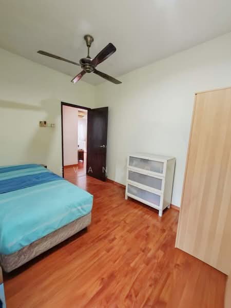Semi-Detached House for Sale in Bandar Bukit Puchong 2 (Puchong) - Evan Goh - Bedroom - PropertyGuru.com.my