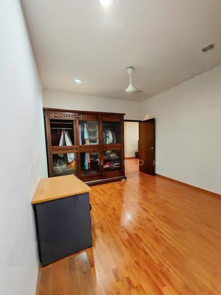 Semi-Detached House for Sale in Bandar Bukit Puchong 2 (Puchong) - Evan Goh - Bedroom - PropertyGuru.com.my