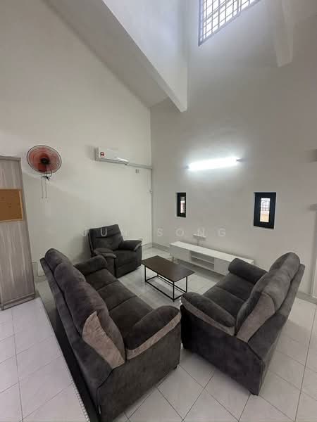 1.5-storey Terraced House for Rent in Bandar Seri Alam (Masai) - Jun Song - Living Room - PropertyGuru.com.my
