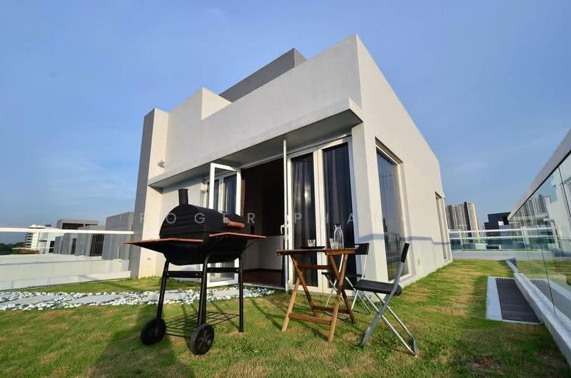 Banglo Lot Kosong untuk Dijual di Lakefront Villa (Cyberjaya) - Roger Phang - Exterior - PropertyGuru.com.my