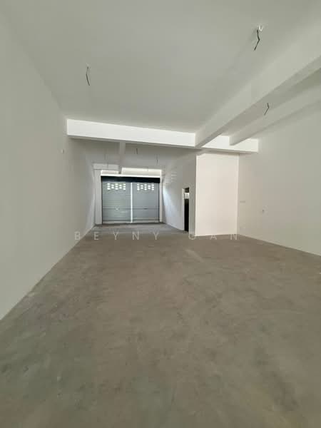Shop / Office for Rent in Taman Molek (Johor Bahru) - Beyny Gan - Interior - PropertyGuru.com.my