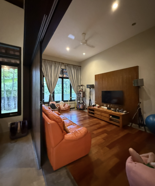 Bungalow for Sale in Seri Kembangan (Selangor) - Pauline . - Living Room - PropertyGuru.com.my