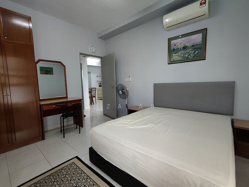 Tiara Imperio Residence untuk Untuk Disewa - RM 1,450 /bulan, Mac 2026 - Bedroom - PropertyGuru.com.my