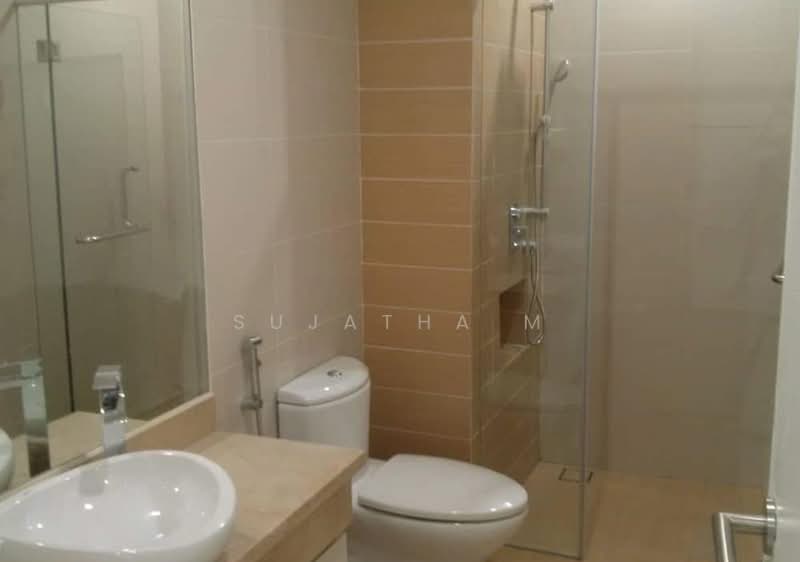 Camellia Serviced Suites untuk Untuk Disewa - RM 2,900 /bulan, Mac 2026 - Bathroom - PropertyGuru.com.my