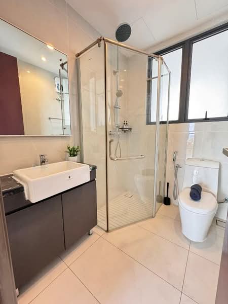 Condominium for Sale at Royal Strand @ Country Garden Danga Bay - Belinda Choo - Bathroom - PropertyGuru.com.my