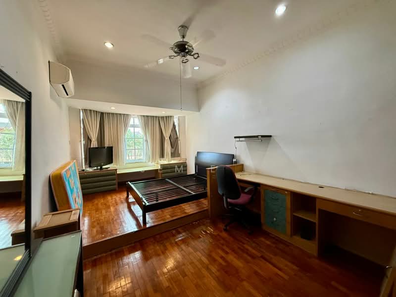 2-storey Terraced House for Rent in Taman Pelangi (Johor Bahru) - Jemie . - Bedroom - PropertyGuru.com.my