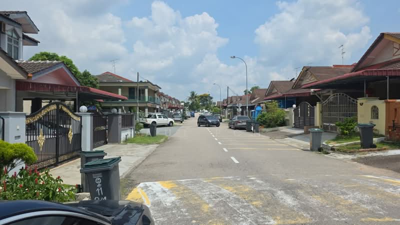 Taman Nusa Bestari 2 untuk Untuk Dijual - RM 580,000, Apr 2026 - Exterior - PropertyGuru.com.my