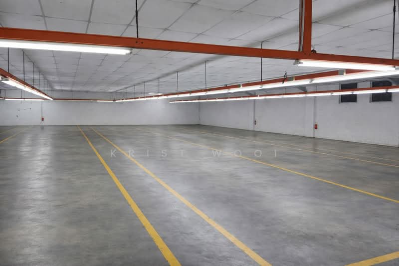 Factory for Sale in Taman Kepong (Kepong) - Krist Wooi - Car Park - PropertyGuru.com.my