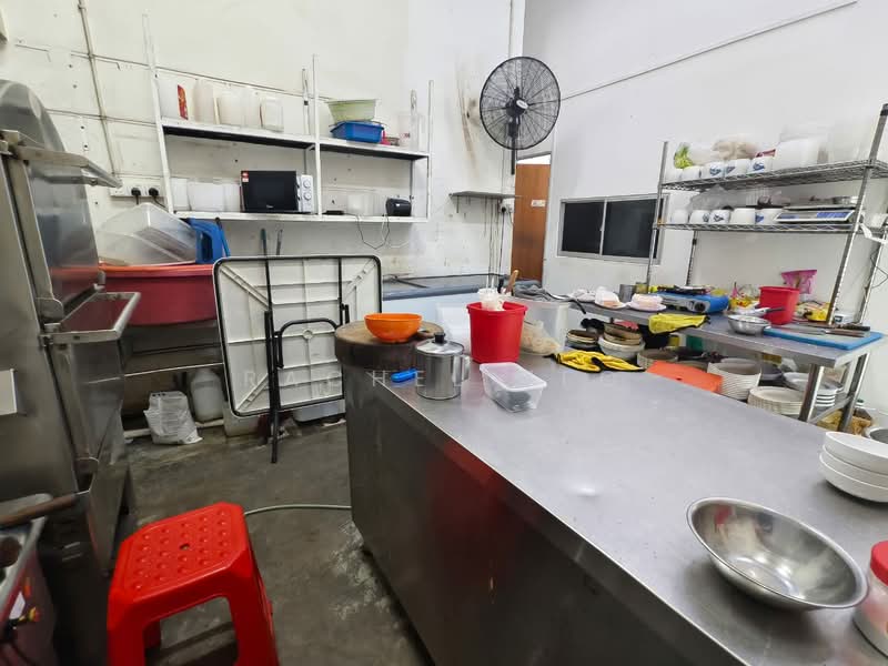 Shop for Rent in Setia Tropika (Johor Bahru) - Rachel Teo - Kitchen - PropertyGuru.com.my