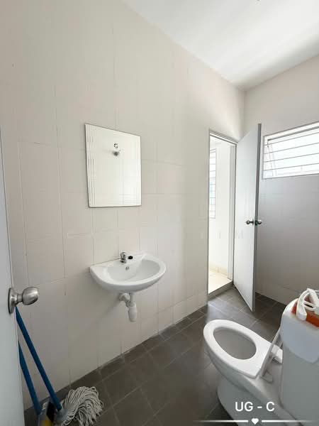 Semi-Detached House for Rent in Setia Impian (Setia Alam) - Cassey Lim - Bathroom - PropertyGuru.com.my