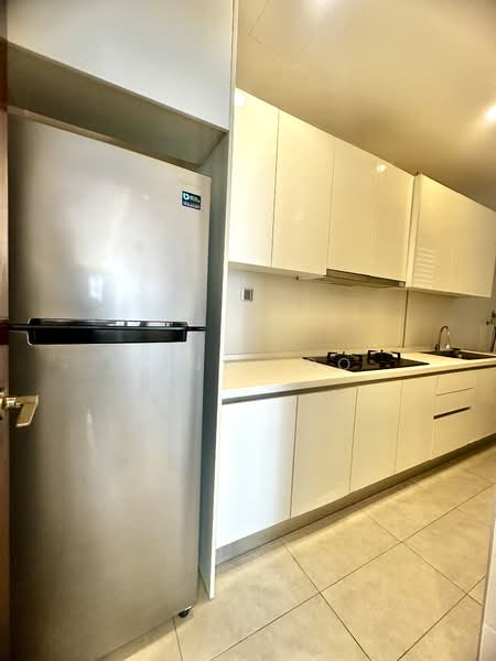 Service Residence for Sale at Paragon Residences @ Straits View - Jeny Loo - Kitchen - PropertyGuru.com.my