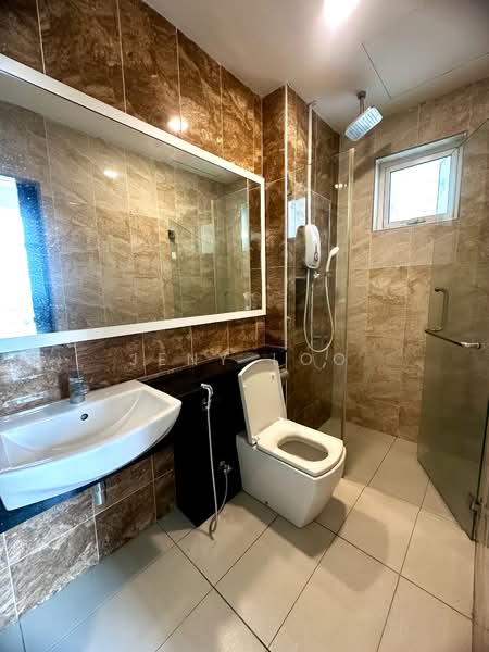 Service Residence for Sale at Paragon Residences @ Straits View - Jeny Loo - Bathroom - PropertyGuru.com.my