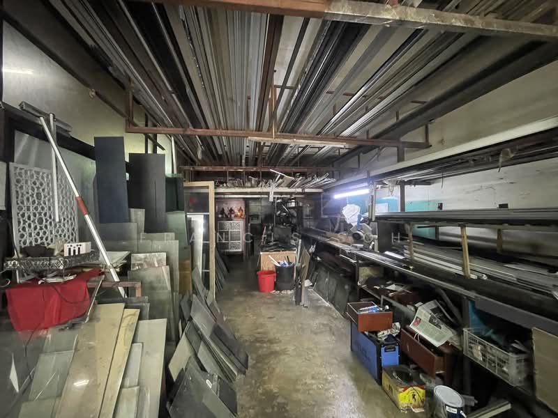 Shop for Sale in Taman Sri Batu Caves (Batu Caves) - Francis Soh - Interior - PropertyGuru.com.my