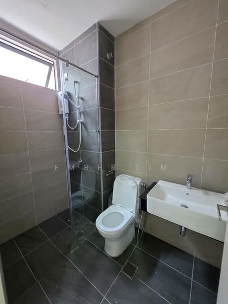 Danga Sutera untuk Untuk Disewa - RM 5,000 /bulan, Mac 2026 - Bathroom - PropertyGuru.com.my