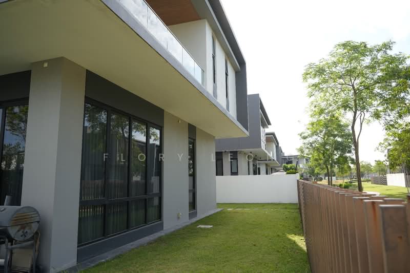 Bungalow for Sale in Telok Panglima Garang (Selangor) - Flory Leong - Exterior - PropertyGuru.com.my