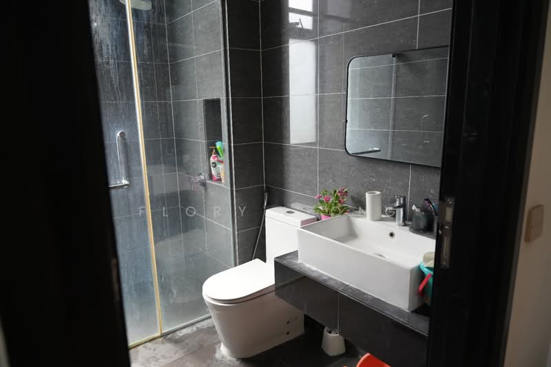 Bungalow for Sale in Telok Panglima Garang (Selangor) - Flory Leong - Bathroom - PropertyGuru.com.my